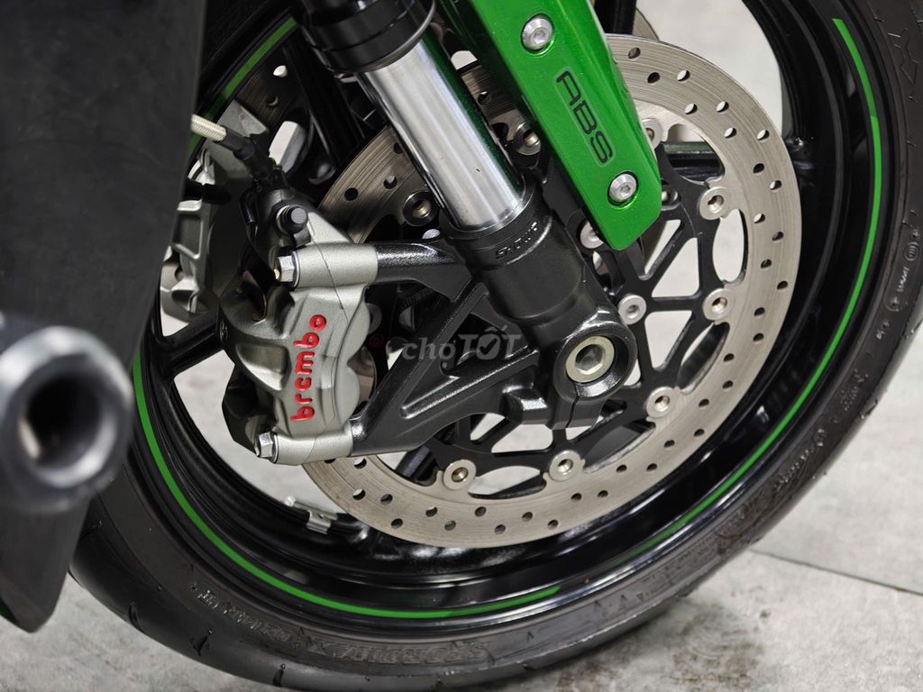 Z1000R MODEL 2023 CHẠY LƯỚT 7000KM. Mua bán Xe máy tại Quận Tây Hồ Hà Nội được đăng bởi Tu Phamanh hình 6