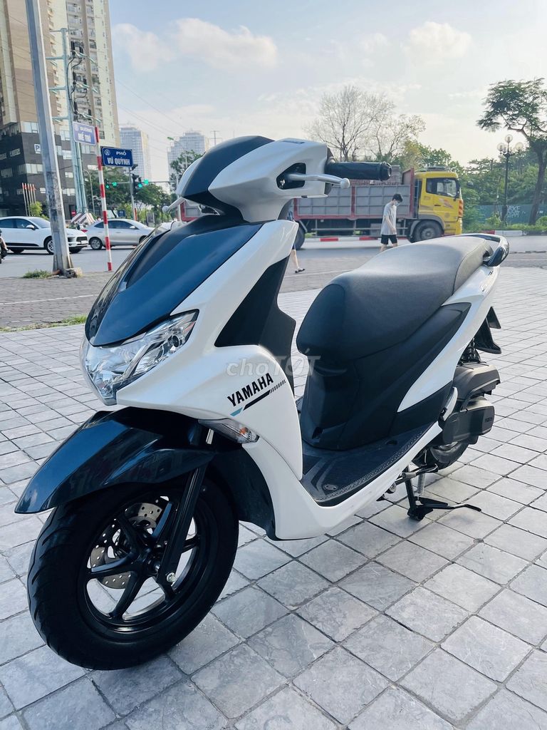 Xe máy Yamaha FreeGo màu trắng đen xe chính chủ. Mua bán Xe máy tại Quận Nam Từ Liêm Hà Nội được đăng bởi HẢI ĐĂNG hình 2