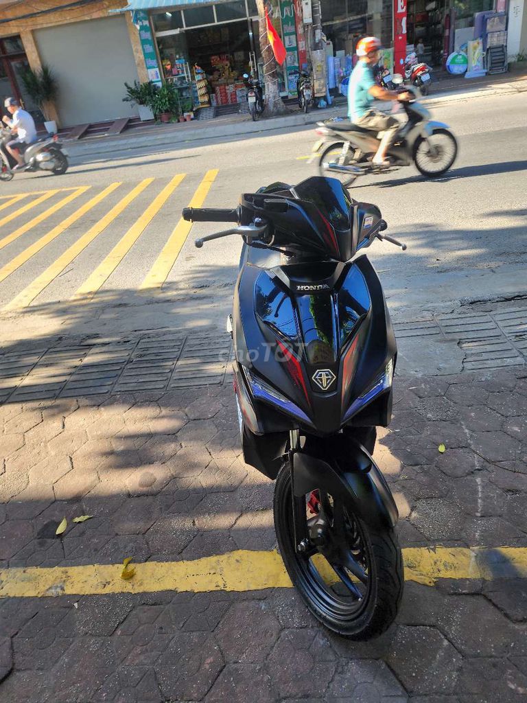 Honda Air Blade 2018 Черный