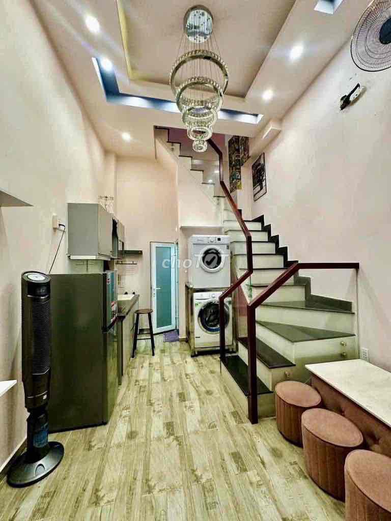 Rent · 2 bd · 16 м² · Quận 1, ул. Đường Trần Nguyên Đán