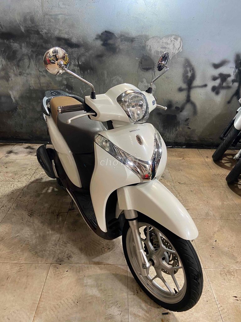sh mode xe đẹp máy zin êm chất. Mua bán Xe máy tại Thành phố Dĩ An Bình Dương được đăng bởi Cửa Hàng Xe Máy Huy Khoa  hình 6