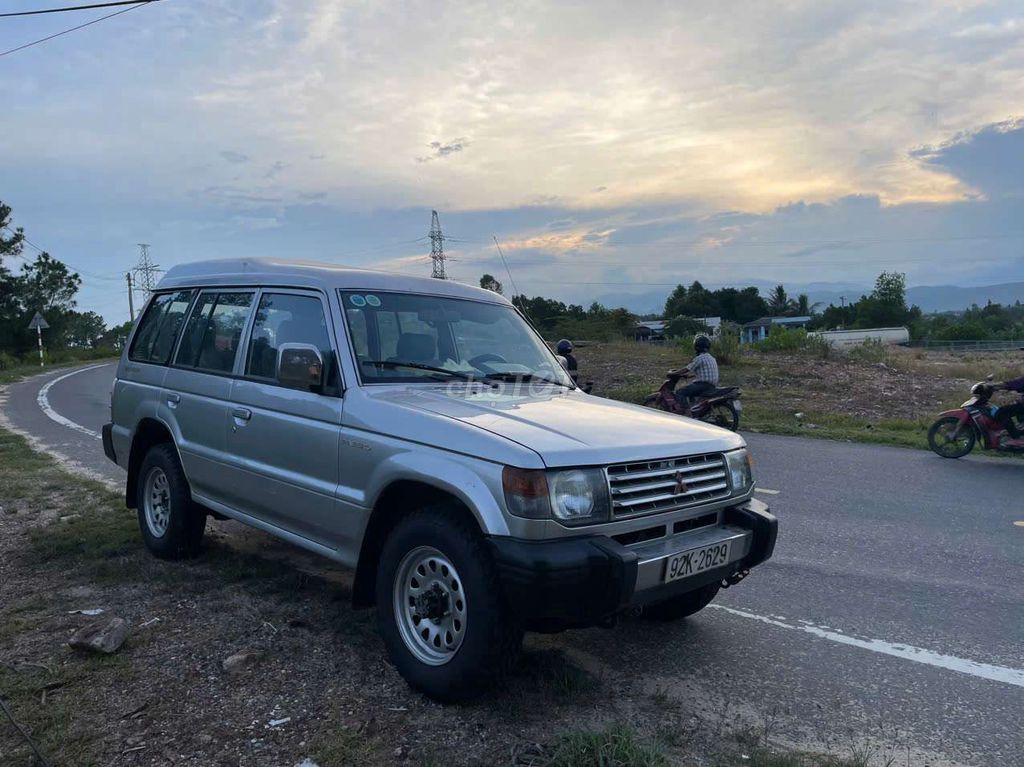 Mitsubishi Pajero 1994, V32 , 2.5 bản full