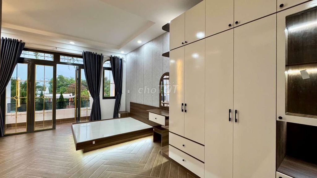 NHÀ 3 TẦNG 161M2 SAU LƯNG CHỢ TRUNG THÀNH TẶNG FULL NỘI THẤT. Mua bán nhà ở tại Huyện Cần Đước Long An được đăng bởi Vũ Thiên hình 3