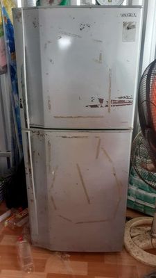 Tủ lạnh cũ