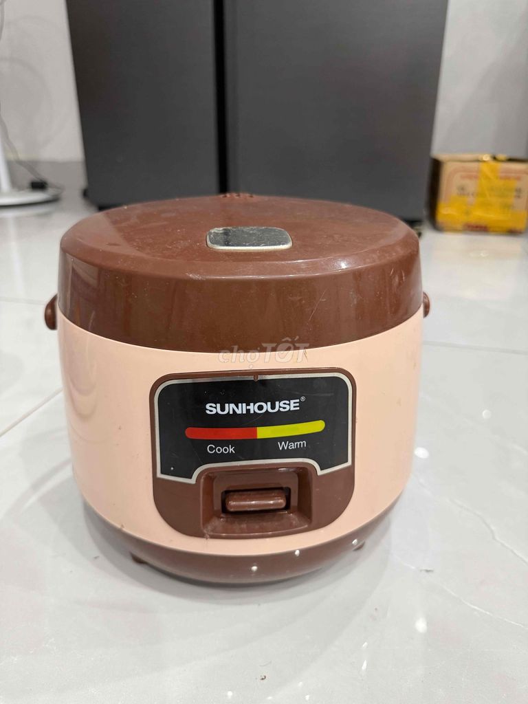 Nồi cơm điện Sunhouse. Mua bán Bếp, lò, đồ điện nhà bếp tại Quận Hà Đông Hà Nội được đăng bởi Mai Nguyệt hình 1