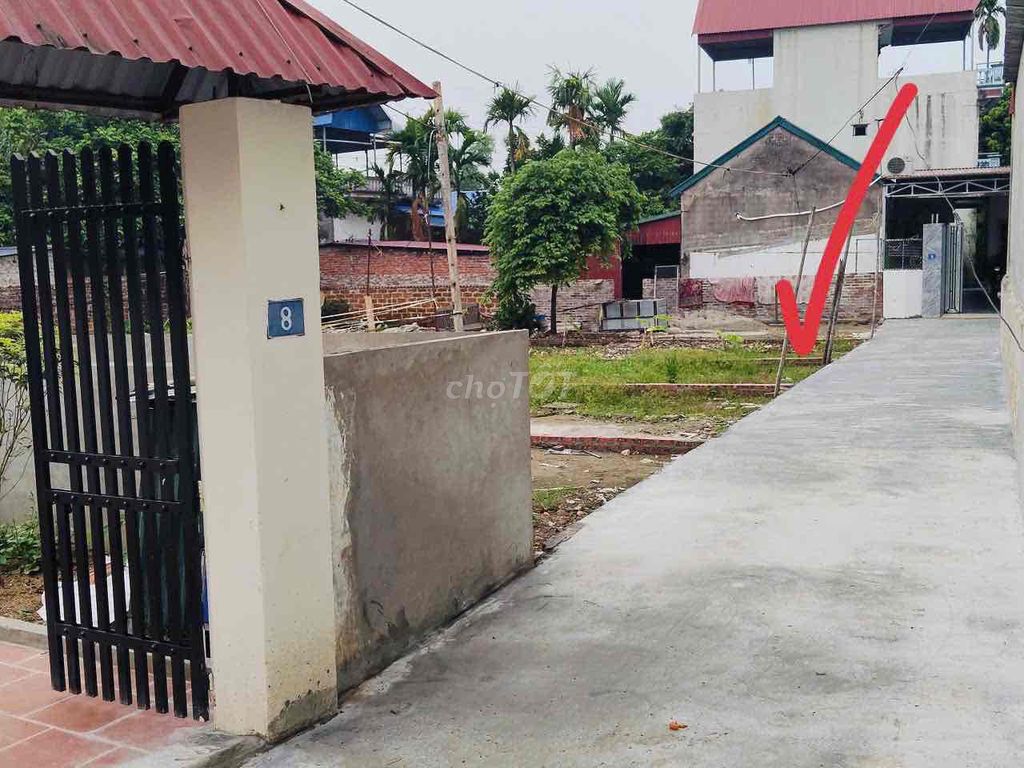 Chủ ngộp cần bán gấp lô 92m full thổ cư tại Hà Nội giá chỉ hơn tỷ tí