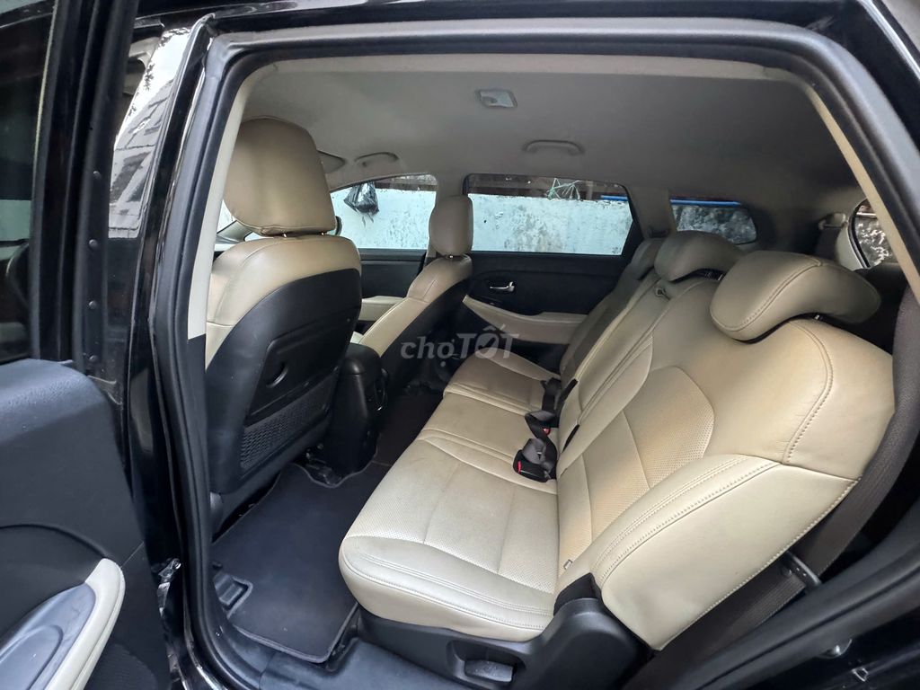 Kia Rondo 2019 Rondo GAT - 85000 km. Mua bán Ô tô tại Quận 10 Tp Hồ Chí Minh được đăng bởi Trần Anh Minh hình 2