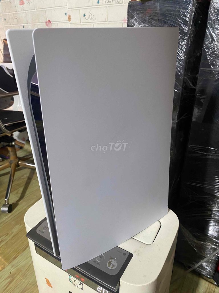 PlayStation 5 Digital đẹp keng rẻ có fix. Mua bán Thiết bị chơi game tại Huyện Trà Ôn Vĩnh Long được đăng bởi maximura hình 1