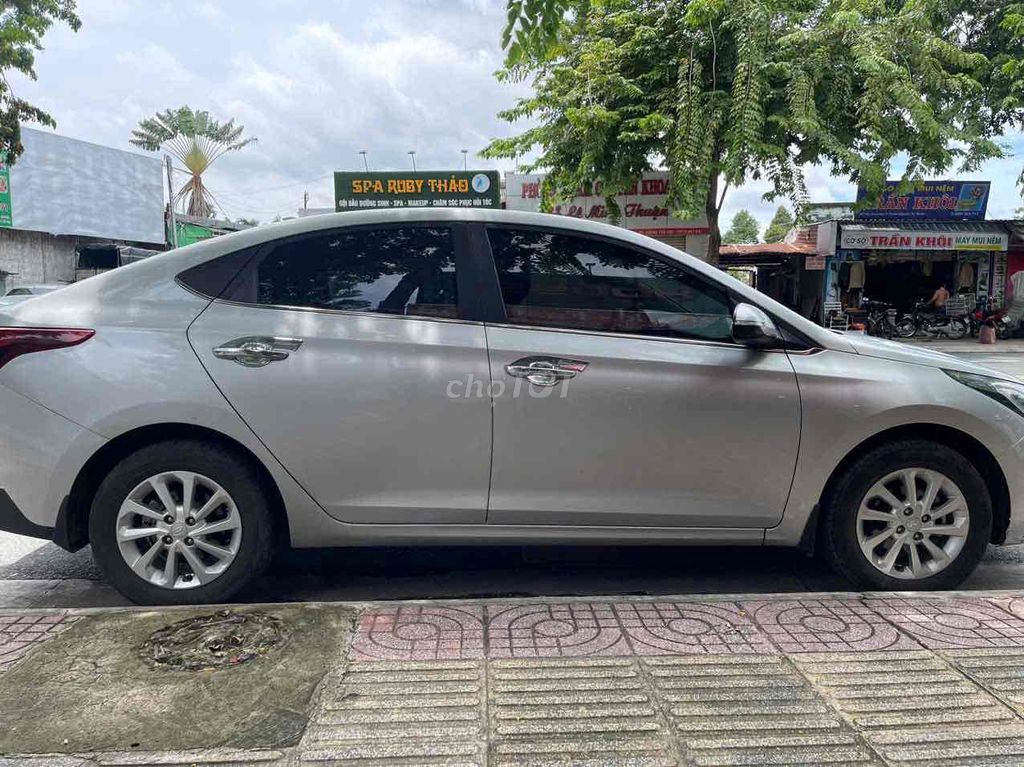 Hyundai Accent 2021 1.4 AT - 25000 km xe gia đình