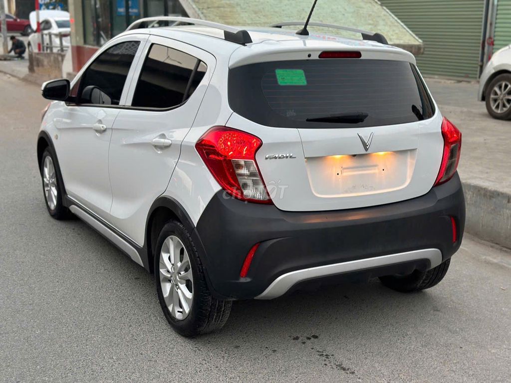 VinFast Fadil 2022 màu trắng. Mua bán Ô tô tại Quận Hoàng Mai Hà Nội được đăng bởi Thanh auto hình 5