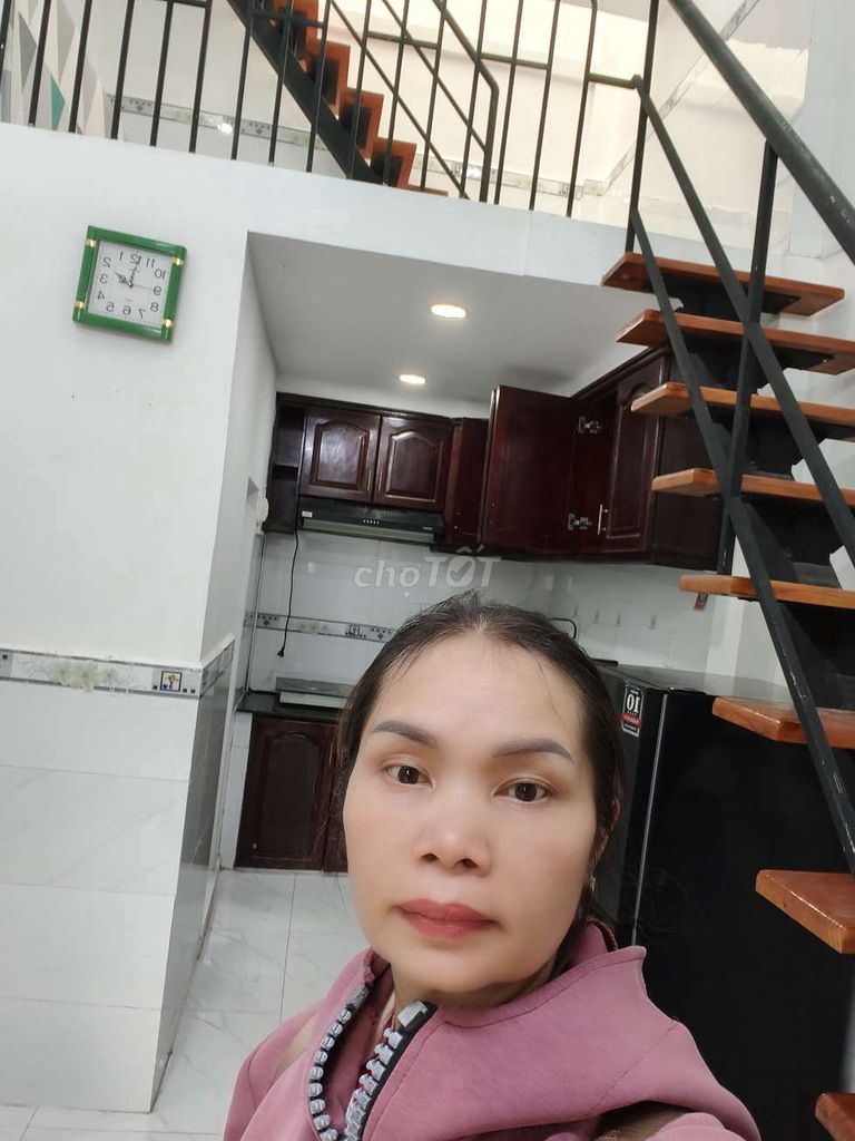 cần người đưa ống thở
