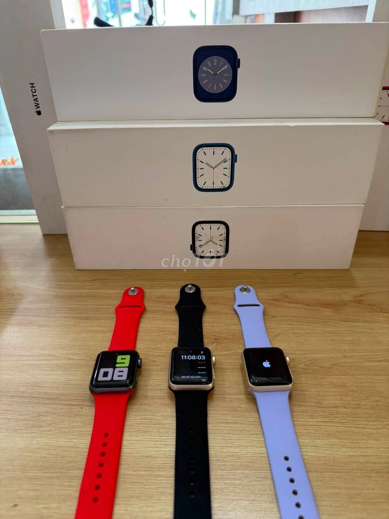 Apple Watch Series 2 38mm Đen dây đỏ. Mua bán Thiết bị đeo thông minh tại Quận Gò Vấp Tp Hồ Chí Minh được đăng bởi Nguyễn Thị Thu Hiền hình 1