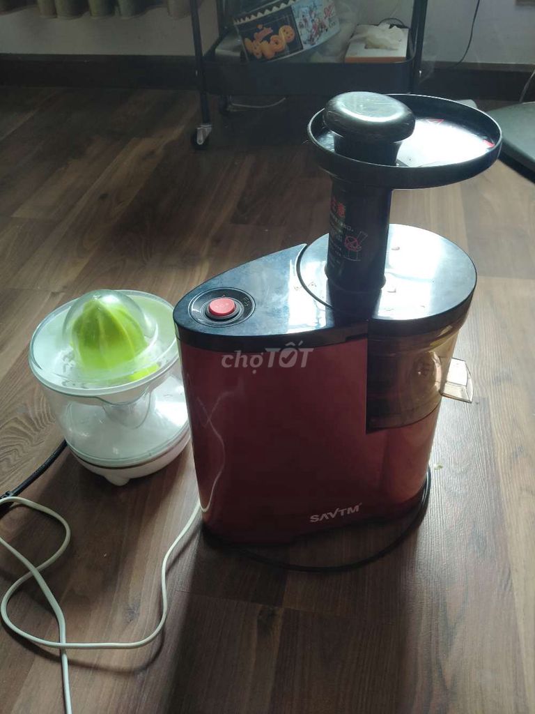 Phá giá Máy ép chậm SAVTM Đỏ và máy vắt cam. Mua bán Bếp, lò, đồ điện nhà bếp tại Quận Long Biên Hà Nội được đăng bởi Trần Anh Thái hình 1