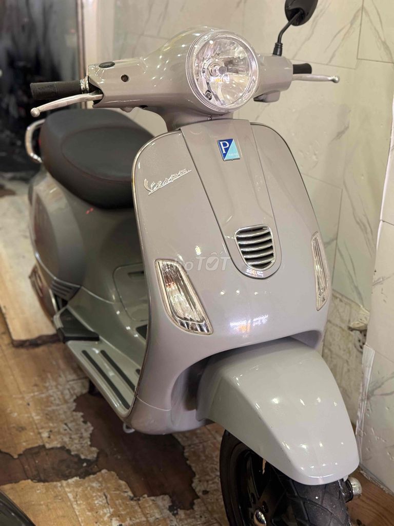 Piaggio Vespa LX125 3Vie Đời 2014 . BSTP. Mua bán Xe máy tại Quận Phú Nhuận Tp Hồ Chí Minh được đăng bởi Ngọc Huy hình 2