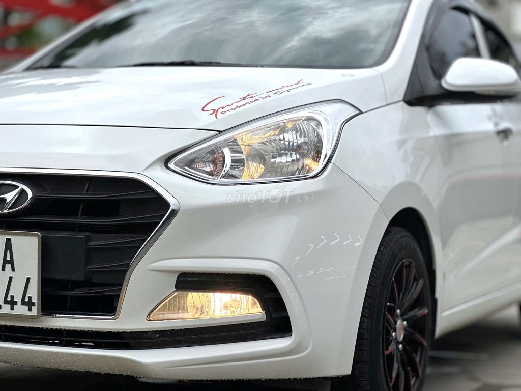 SIÊU CỌP Hyundai i10 1.2MT Sedan 2020 19,000km Zin