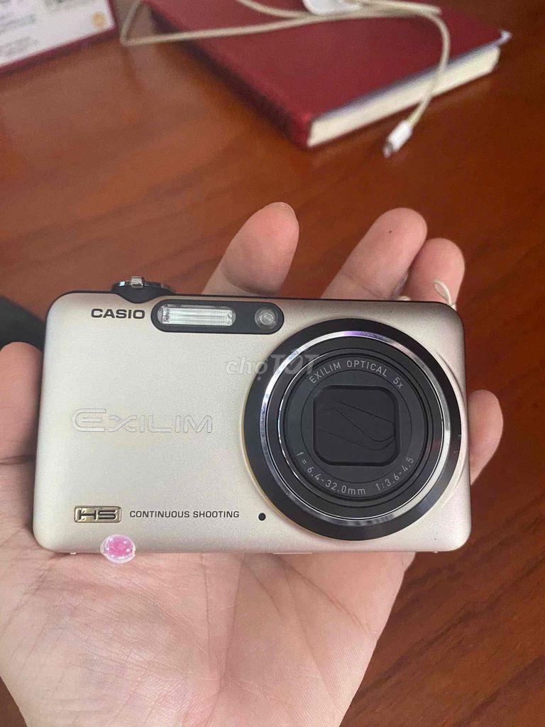máy ảnh Casio ex-fc150 ngoại hình mới 98%. Mua bán Máy ảnh, Máy quay tại Quận Sơn Trà Đà Nẵng được đăng bởi Ty hình 1