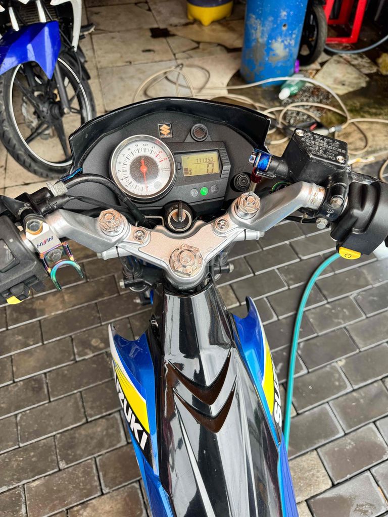 raider xăng cơ áo zin đẹp keng. Mua bán Xe máy tại Thành phố Thuận An Bình Dương được đăng bởi cầm đồ Hà Minh Tâm  hình 4