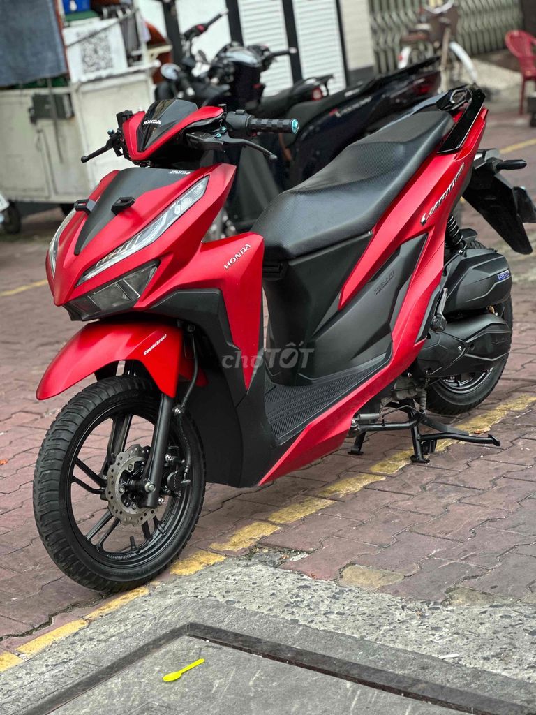 Рассрочка 0% - Vario 150 2021 Красный 23000 км - Госномер 66