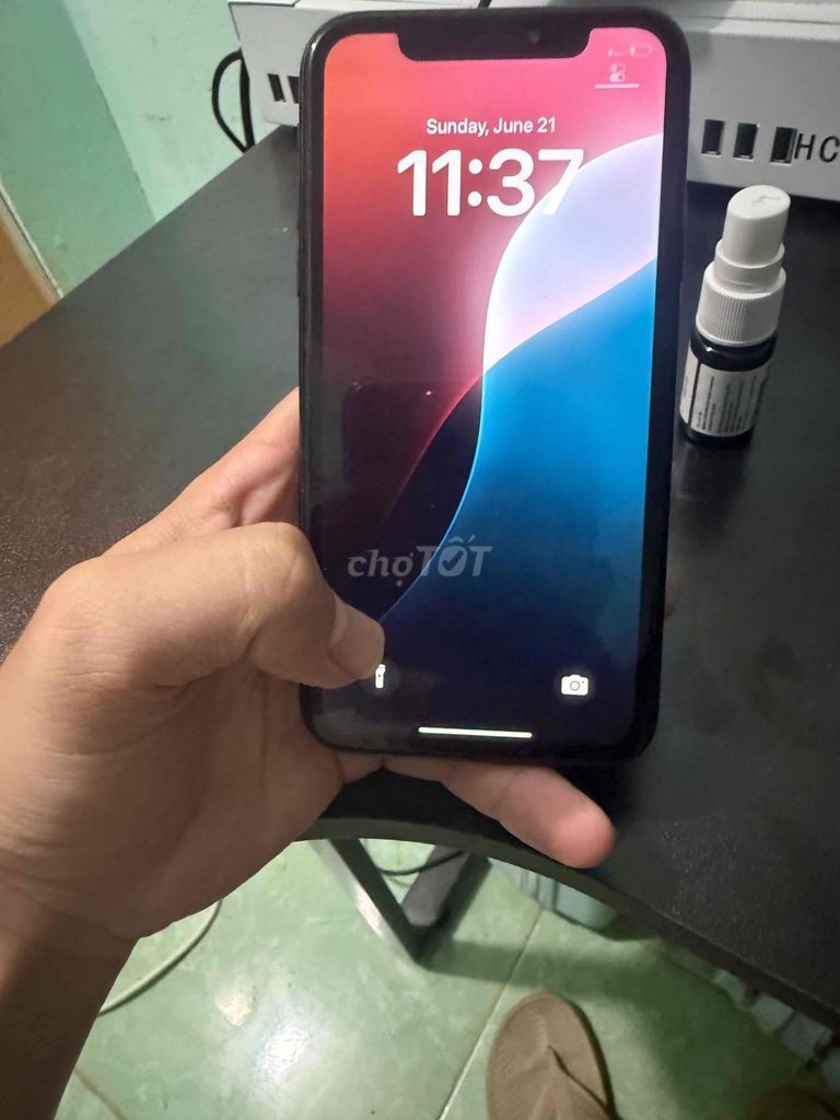Cần bán iphone XR lock 64G. Mua bán Điện thoại tại Quận Ngũ Hành Sơn Đà Nẵng được đăng bởi N hình 1
