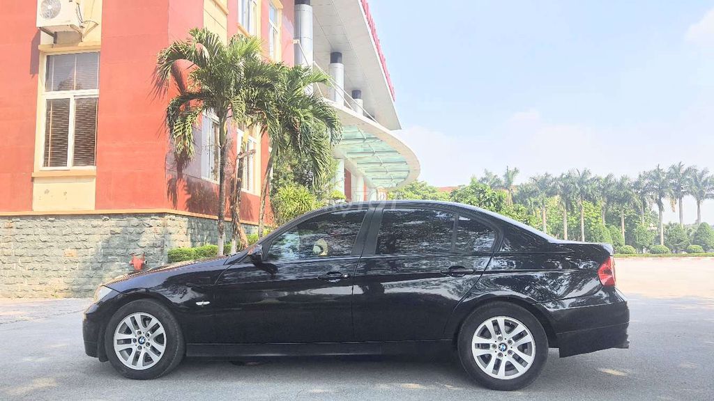 Bán xe BMW 2007 2.0 AT. Mua bán Ô tô tại Quận Cầu Giấy Hà Nội được đăng bởi Chu Hưởng hình 2