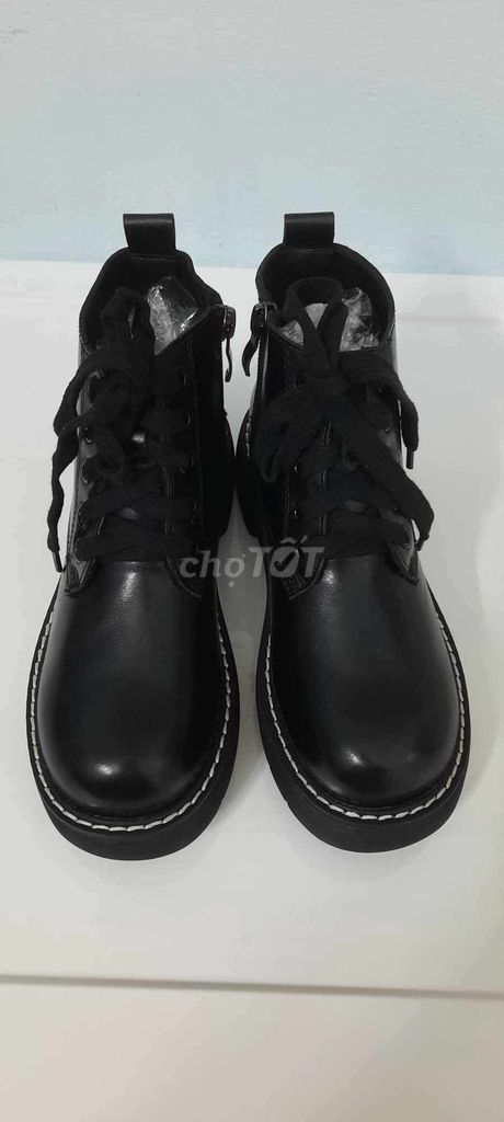 Giày boot size 32