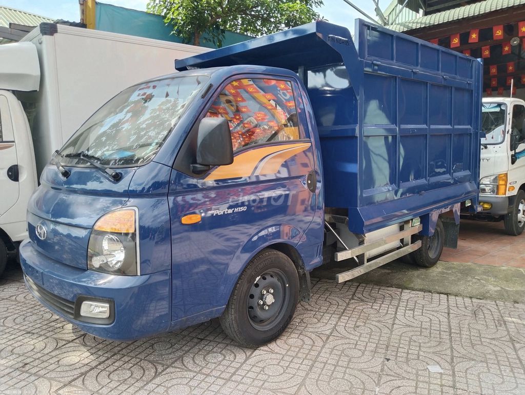 Hyundai Porter H150-Thùng chở rác-Xe Sẵn Giao Ngay. Mua bán Xe tải, xe ben tại Thành phố Thuận An Bình Dương được đăng bởi Trần Duy Tân hình 2