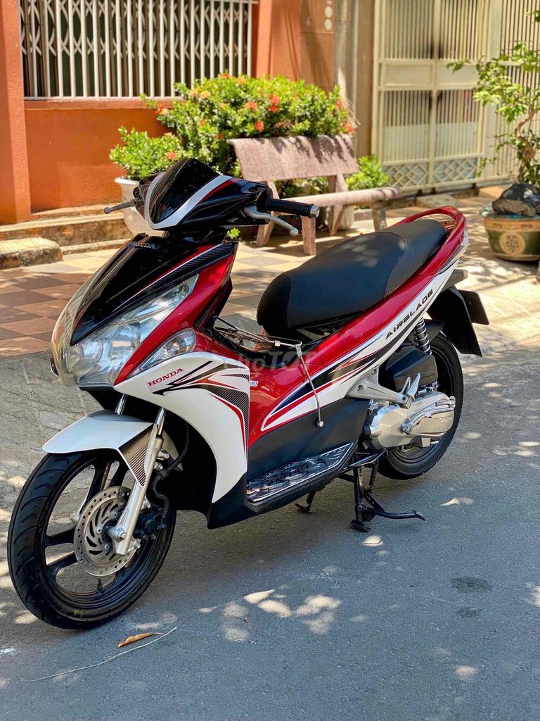 Honda AB Fi в отличном состоянии, родной двигатель, есть рассрочка