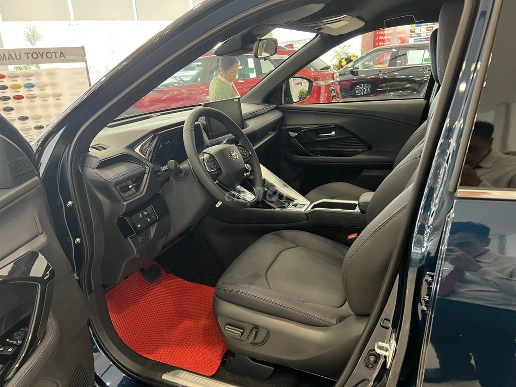 Yaris Cros | Tặng phí trước bạ | Bảo hiểm. Mua bán Ô tô tại Thành phố Thủ Đức Tp Hồ Chí Minh được đăng bởi Hiếu Trả Góp Xe hình 11