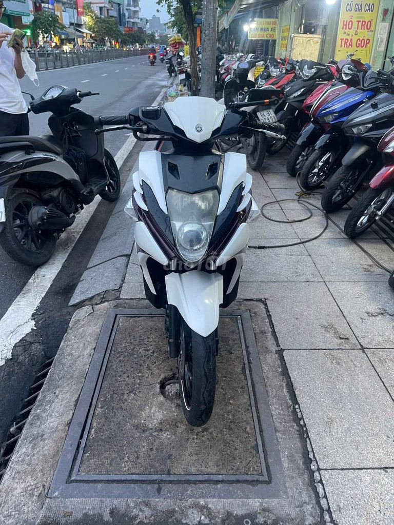 Yamaha Nouvo 5 2014 mới 90% biển số thành phố. Mua bán Xe máy tại Quận Tân Phú Tp Hồ Chí Minh được đăng bởi Tuanduy hình 6