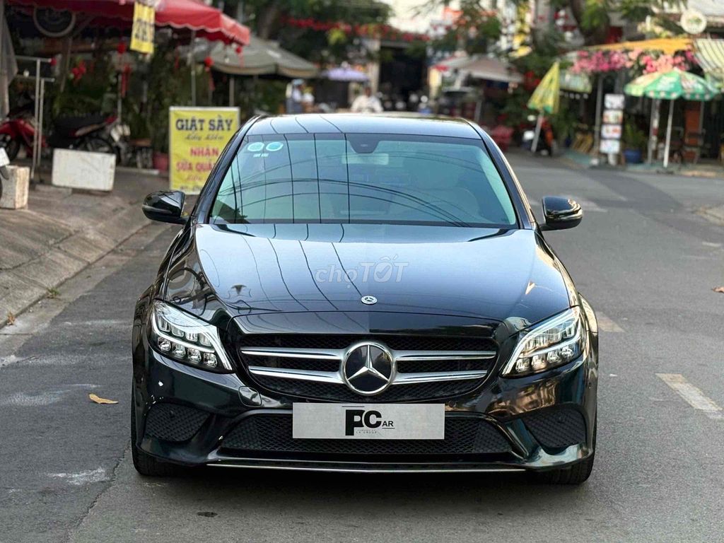 Mercedes Benz C Class 2019 C 200 - 70000 km