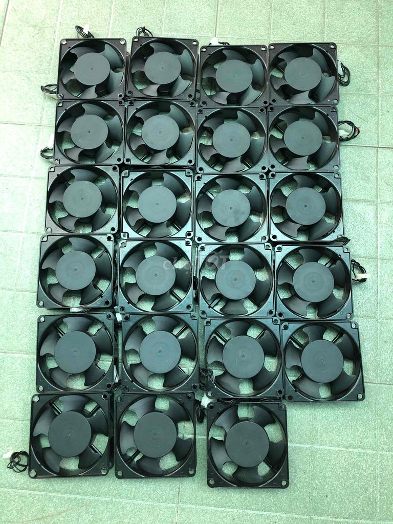Quạt hút SUNWAY SW12038HA2B Nhôm Đen. Mua bán Quạt tại Quận 10 Tp Hồ Chí Minh được đăng bởi chuyên mua và bán hàng thanh lý hình 1