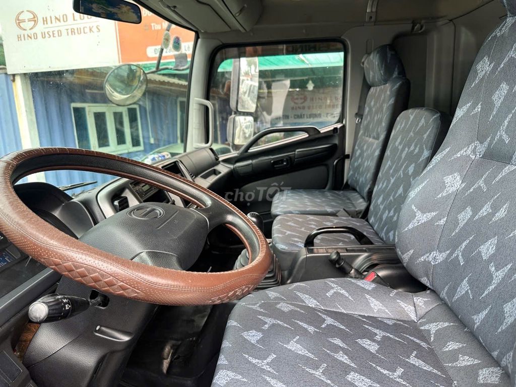 Hino Chở Heo 8 Tấn Thùng Inox 304 Dài 7m1 Đời2020. Mua bán Xe tải, xe ben tại Quận 12 Tp Hồ Chí Minh được đăng bởi XE TẢI LƯỚT MIỀN NAM  hình 4