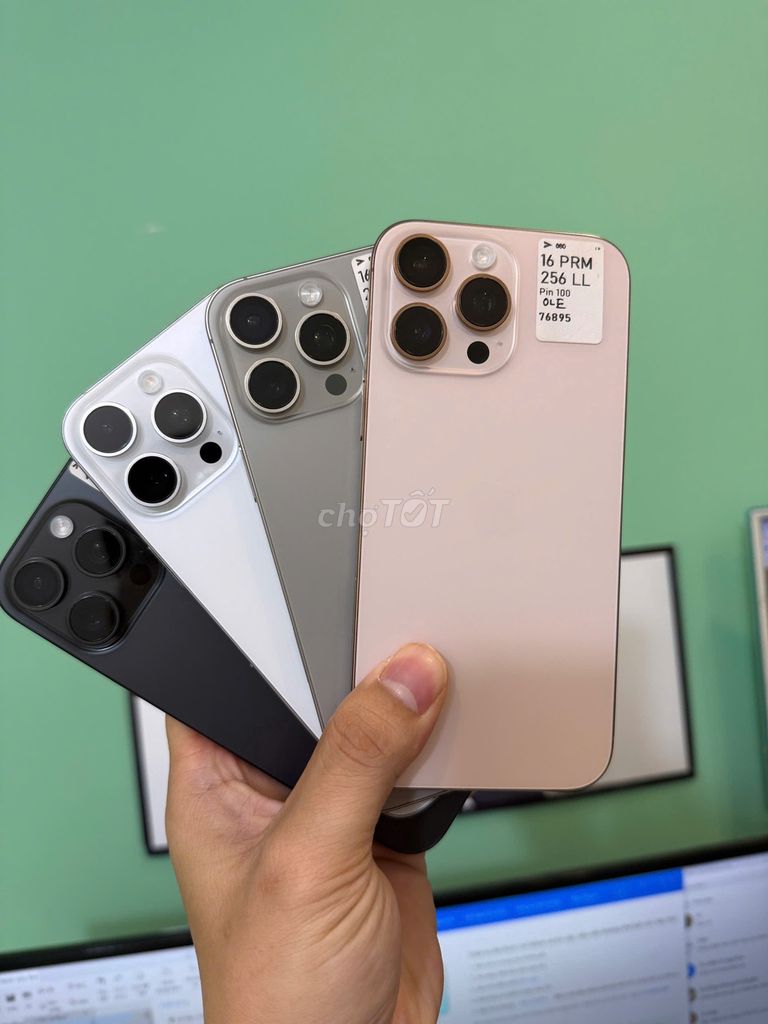 🫦iphone 16 pro max quốc tế 256gb thay màn oled 120. Mua bán Điện thoại tại Quận Thanh Xuân Hà Nội được đăng bởi Thành Vũ Mobile hình 1