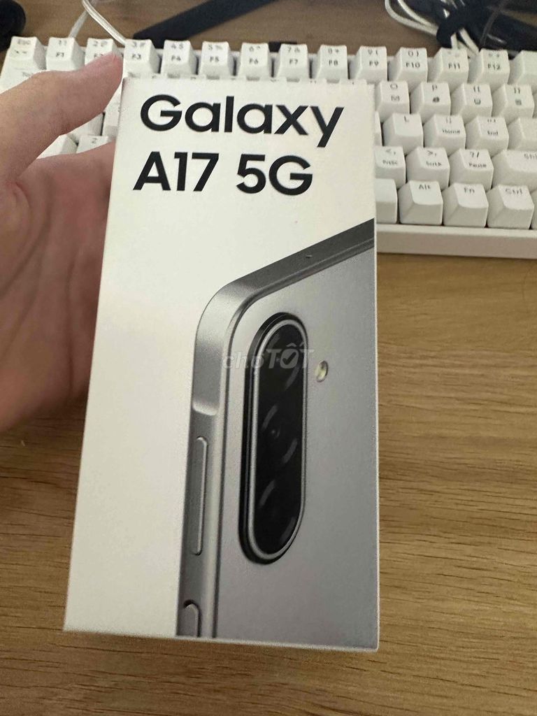 Samsung Galaxy A17 5G 8/128 máy nguyên box. Mua bán Điện thoại tại Thành phố Thuận An Bình Dương được đăng bởi Bi hình 1