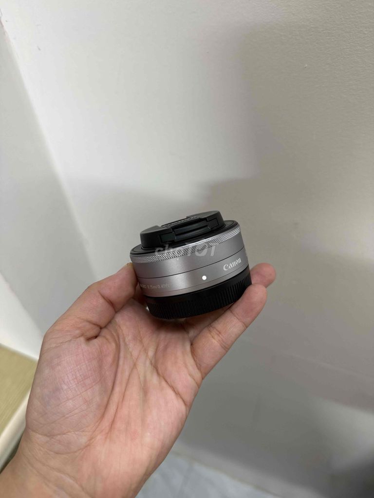 Canon 22F2 STM màu bạc đẹp keng. Mua bán Máy ảnh, Máy quay tại Quận 3 Tp Hồ Chí Minh được đăng bởi Gia Lộc hình 1