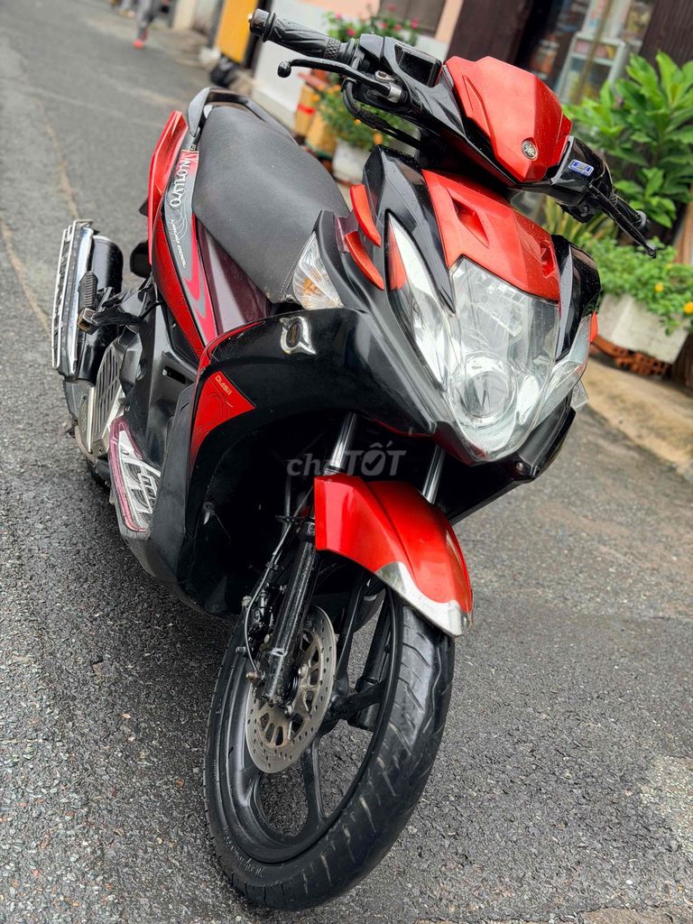 Yamaha Nouvo 5 2012 Đỏ đen 125cc