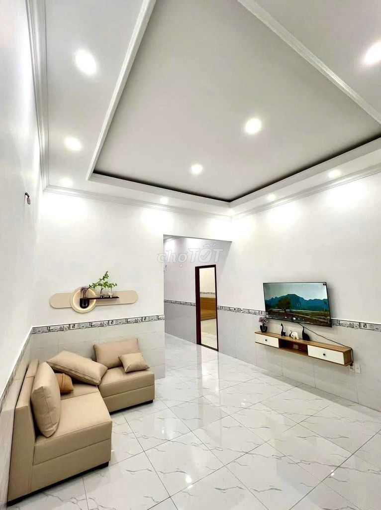 Rent · 1 bd · 95 м² · Quận 7, ул. Đường Huỳnh Tấn Phát