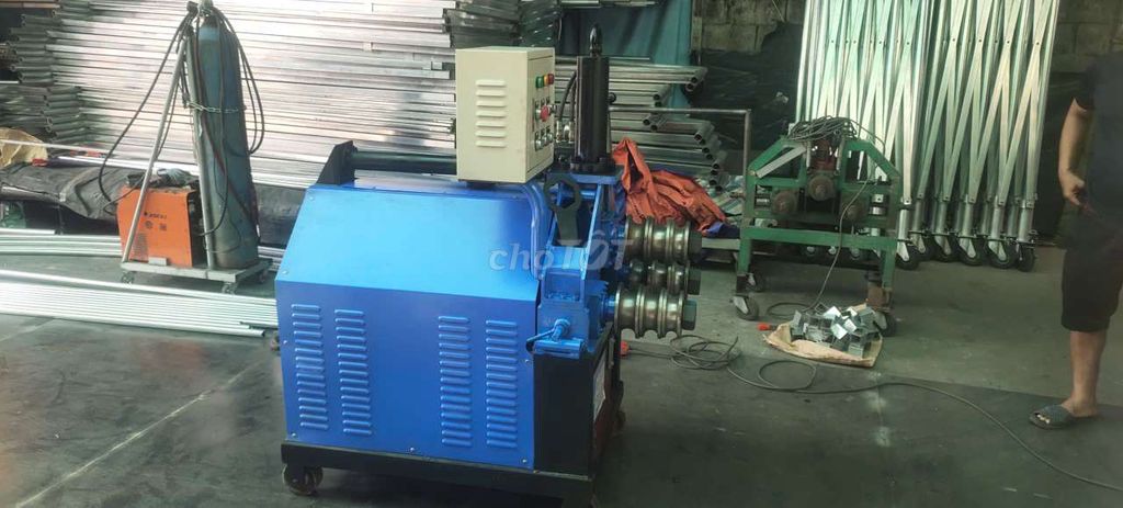Máy uốn ống thép Thủy lực . Mua bán Đồ chuyên dụng, Giống nuôi trồng tại Huyện Hóc Môn Tp Hồ Chí Minh được đăng bởi Máy bẻ đai tự động hình 1