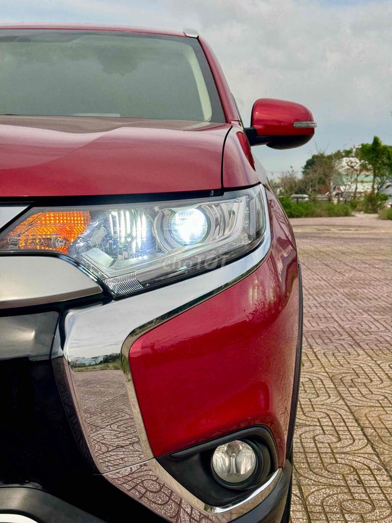 Mitsubishi Outlander 2020 2.0 CVT - 47000 km. Mua bán Ô tô tại Quận Cẩm Lệ Đà Nẵng được đăng bởi nguyễn văn khoa hình 3