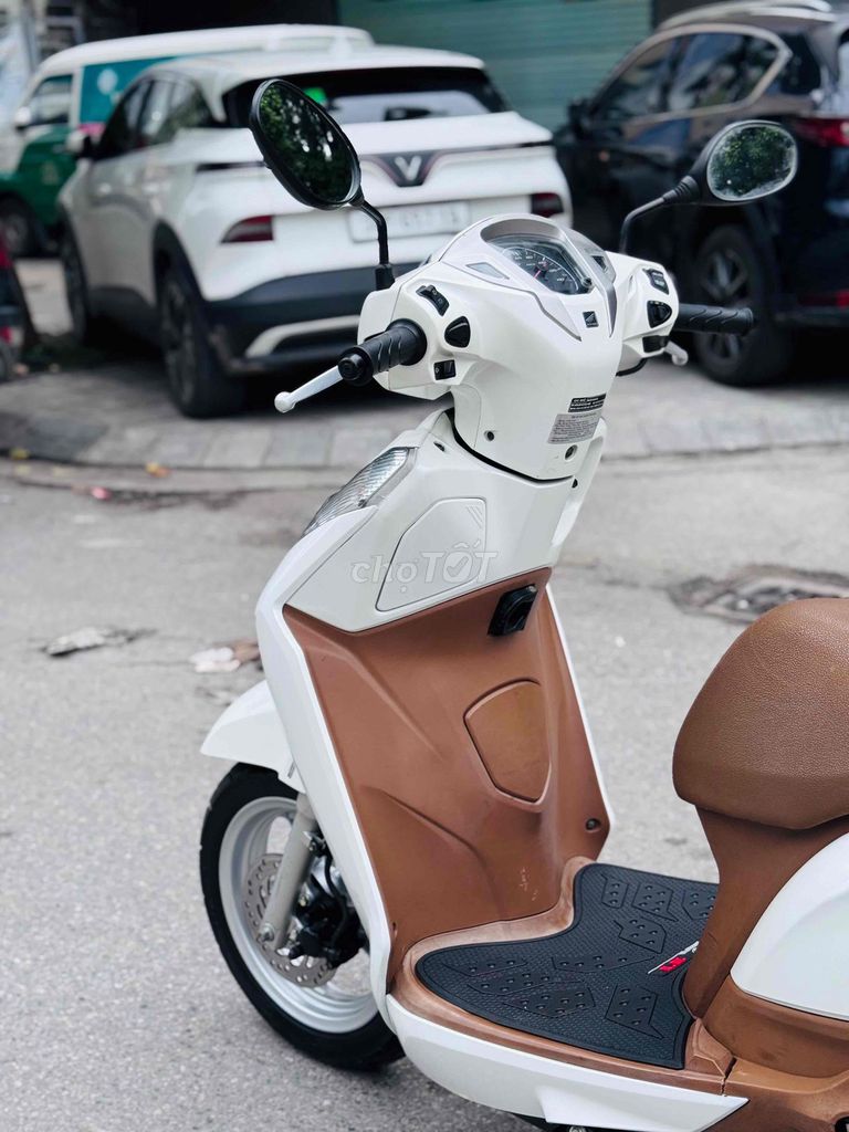 Lead 125fi máy zin 100% 1 chủ đại chất hàng tuyển. Mua bán Xe máy tại Quận Cầu Giấy Hà Nội được đăng bởi nguyễn bích thuỷ hình 12