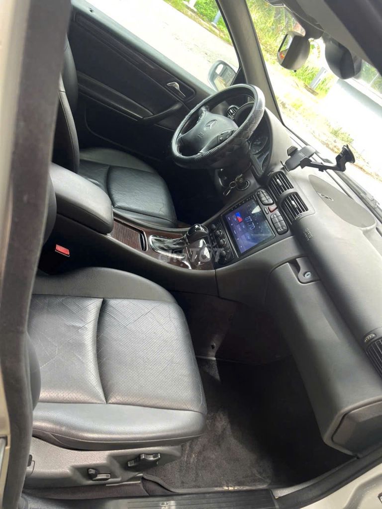 Mercedes C180-2004. Mua bán Ô tô tại Huyện Bình Chánh Tp Hồ Chí Minh được đăng bởi Hoàng Tú hình 5