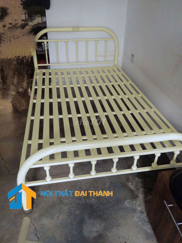 Giường sắt 1M2 BI MÀU KEM, SIÊUXINH, HỎA TỐC HCM. Mua bán Giường, chăn ga gối nệm tại Quận Tân Phú Tp Hồ Chí Minh được đăng bởi NỘI THẤT ĐẠI THÀNH hình 1