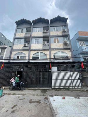 NHÀ PHỐ HIỆN ĐẠI VÀO Ở NGAY - VỊ TRÍ MẶT TIỀN HẺM 1056 HUỲNH TẤN PHÁT