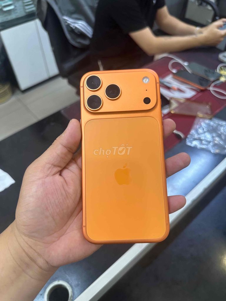 17 Promax 256gb việt nam zp/a đẹp như mới mên zin. Mua bán Điện thoại tại Quận Thanh Xuân Hà Nội được đăng bởi Hoàng Thế Anh hình 1