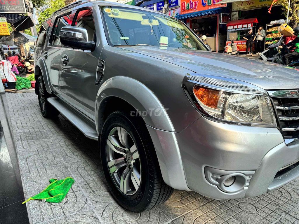 Ford Everest 2013 photo 2