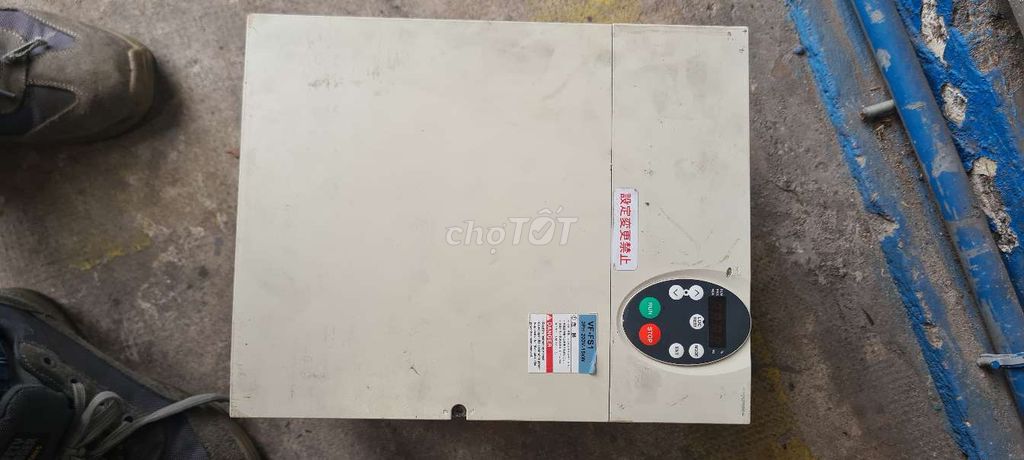 Biến tần 1 ra 3pha 200v nhật