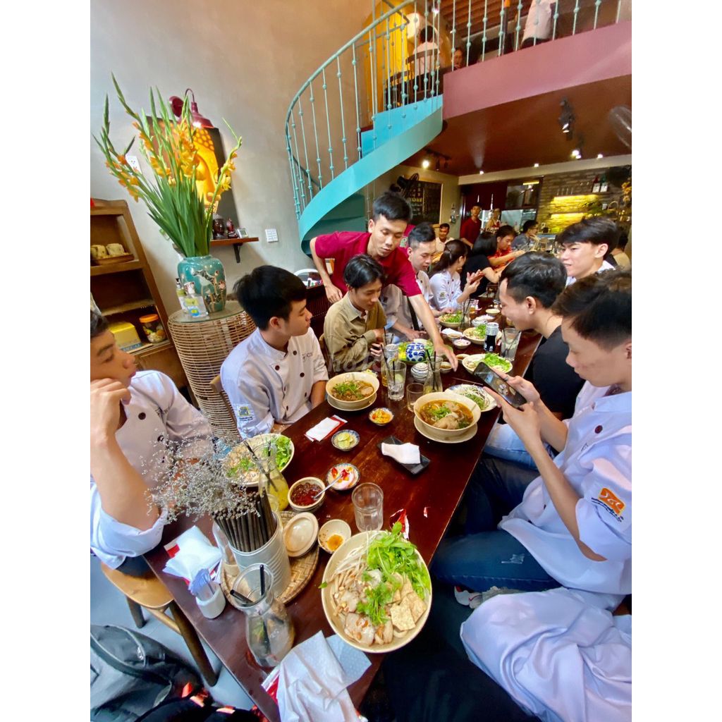 /viec-lam-quan-1-tp-ho-chi-minh/123670406.htm#px=SR-stickyad-[PO-15][PL-top]?i=3