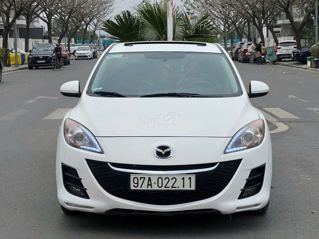 Mazda 3 2011 1.5 AT Sedan - 60000 km