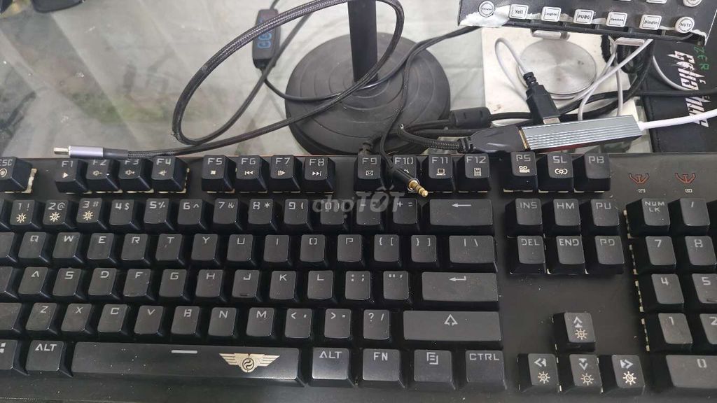 Bàn phím cơ Newmen Đen Có LED. Mua bán Phụ kiện (Màn hình, Chuột...) tại Thành phố Sa Đéc Đồng Tháp được đăng bởi fan samsung hình 1
