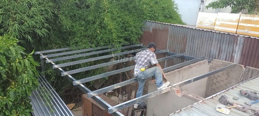 🔨 Nhận sơn sửa nhà tại TP.HCM. Dịch vụ nhà cửa khác tại Quận 12 Tp Hồ Chí Minh được đăng bởi Sơn Sửa Nhà Uy Tín HCM hình 1